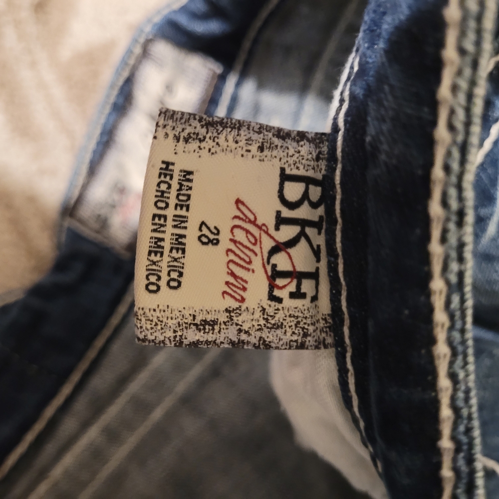 BKE Culture Women's Denim Shorts in Blue - Picture 4 of 10